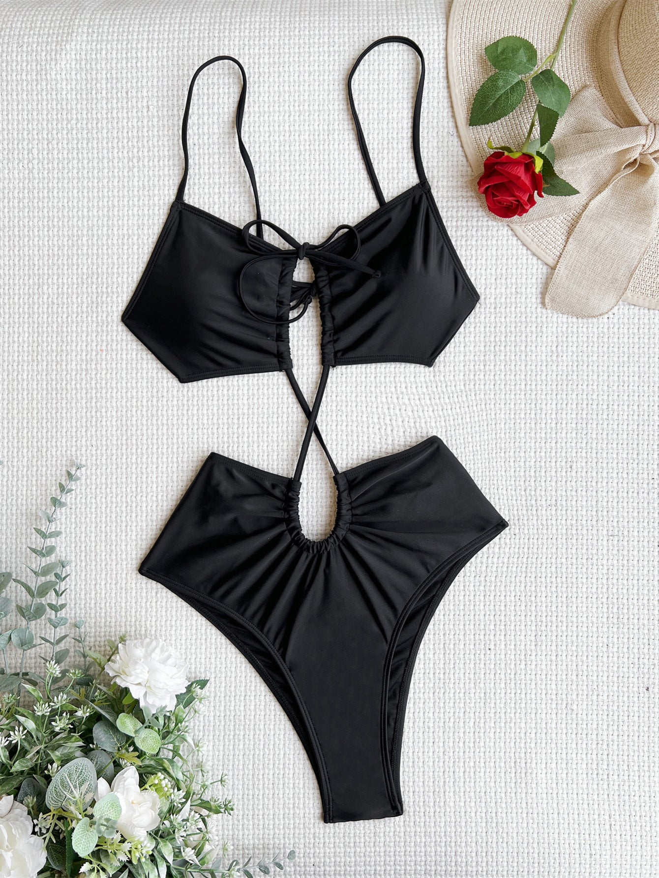 Sleeveless Hollow Hot Spring One-piece Swimsuit Woman